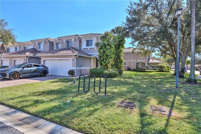 Foto del edificio - 3184 Antica St