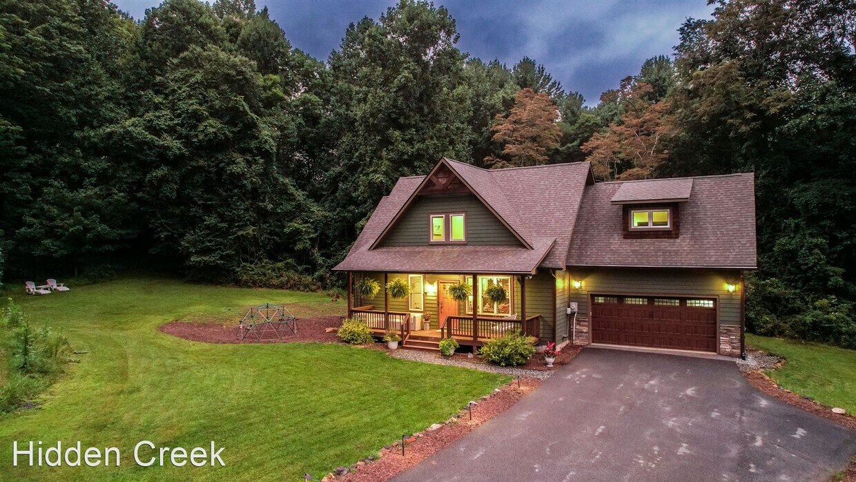 Foto principal - 3 br, 2.5 bath House - 277 Spicewood Drive