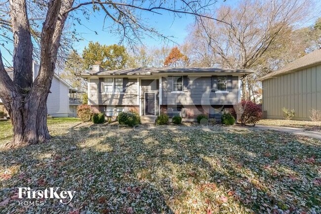 Building Photo - 1018 NE Trailwood Dr