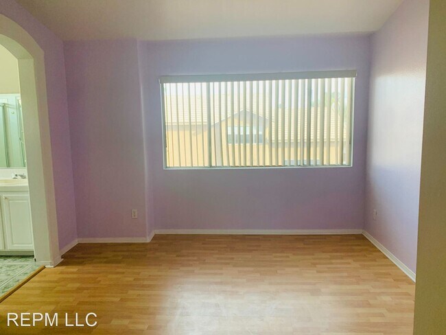 Foto del edificio - 3344 S Huntington Crest Ct