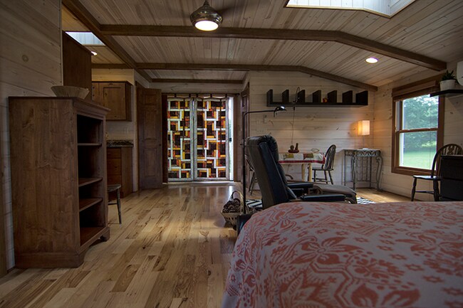 Foto del edificio - 345 Ray Hill Rd