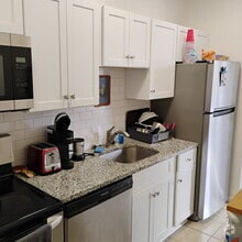 Building Photo - 273 Hudson Ave