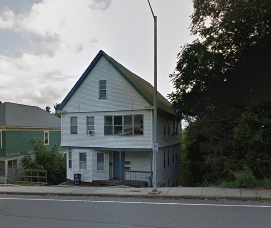 Primary Photo - 254 Belmont St
