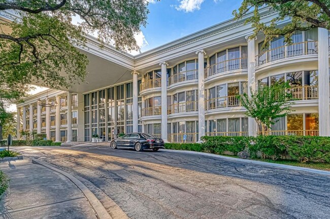 Foto del edificio - 5050 Ambassador Way