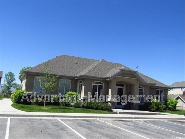 Building Photo - 1598 Westbury Way