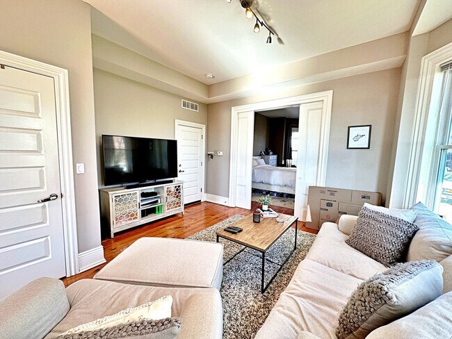Foto del edificio - 227 Webster St