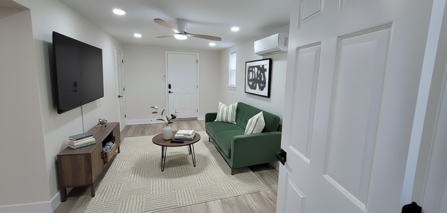 Building Photo - 5813 Tampico Rd