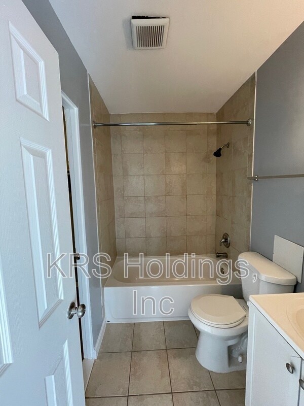 Foto del edificio - 7997 Audubon Ave