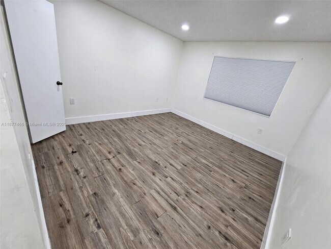 Foto del edificio - 2266 SW 81st Ave