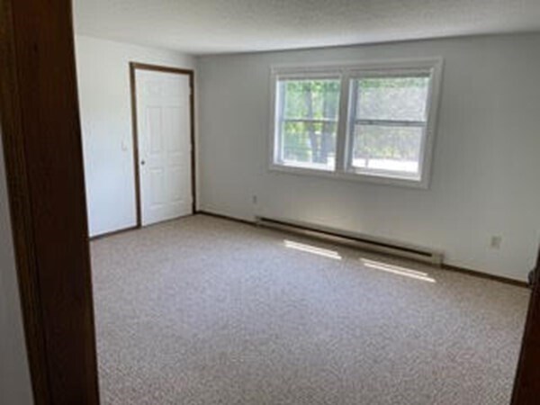 Building Photo - 128 State Rd