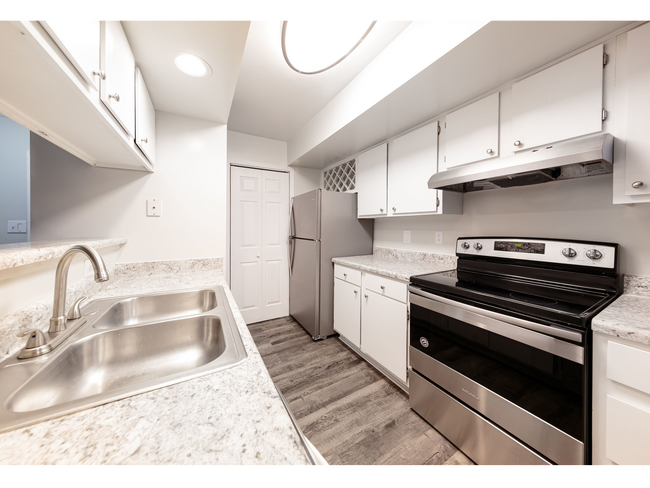 Encantadora cocina | Apartments en alquiler en Johnson City, TN | Sterling Hills - Sterling Hills Apartments