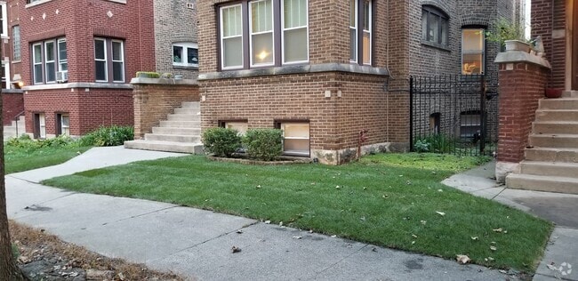 Building Photo - 4039 N LONG Ave