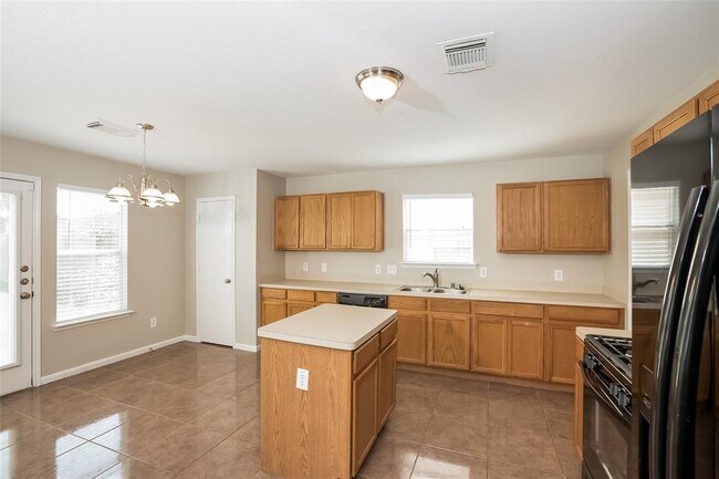 Foto del edificio - 8010 Suffield Glen Ln
