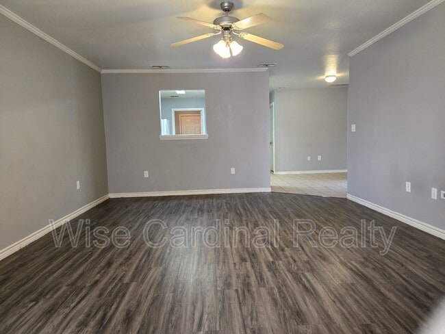 Foto del edificio - 5418 Kemper St