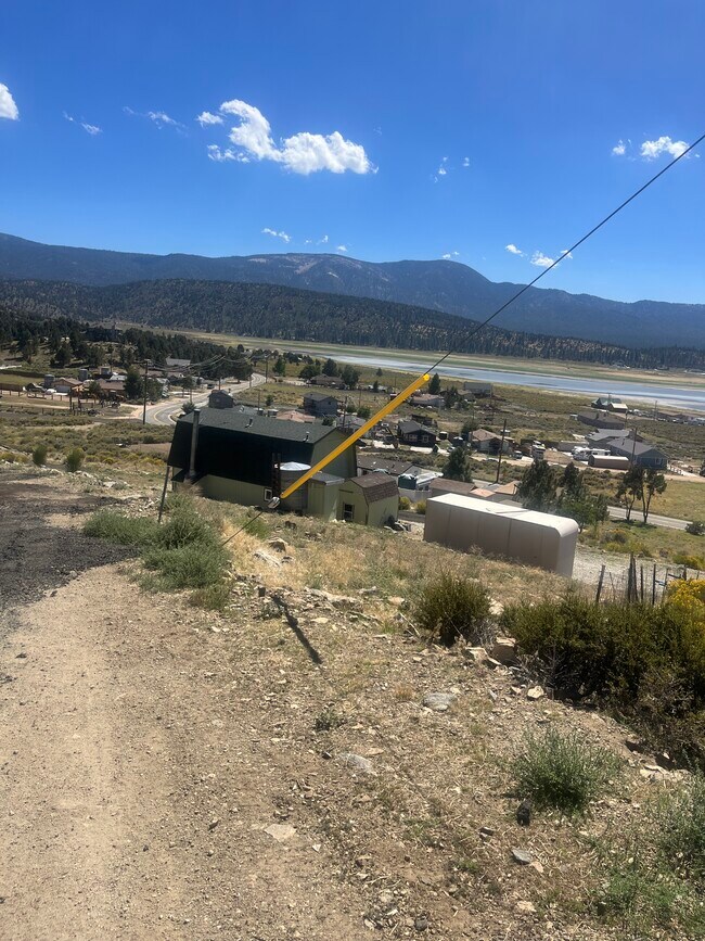 Foto del edificio - 39600 Knob Hill Rd