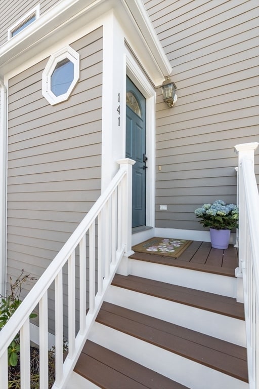 Building Photo - 141 Grovers Ave