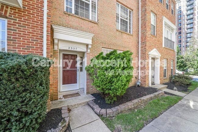 Building Photo - 2337 Huntington Station Ct