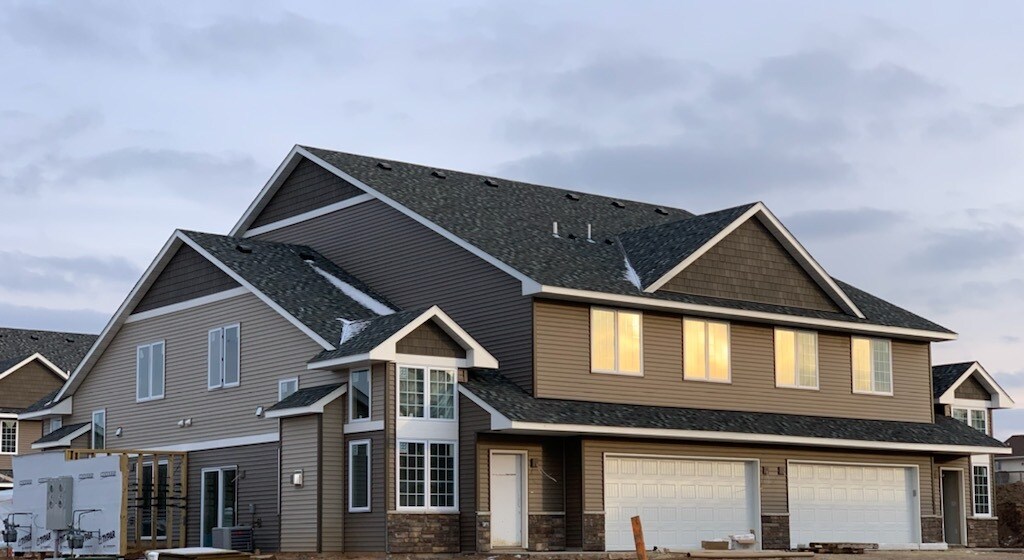 557 Somerset Ln, Somerset, WI 54025 Townhome Rentals in Somerset WI