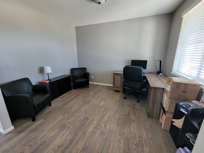 Building Photo - Stunning 4/3/3 Home in Banning Lewis Ranch!!!