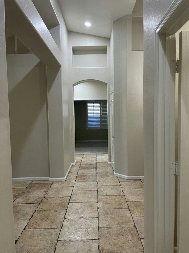 Foto del edificio - 2150 S Boulder Ct