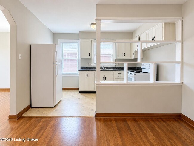 Foto del edificio - 208 Breckenridge Ln