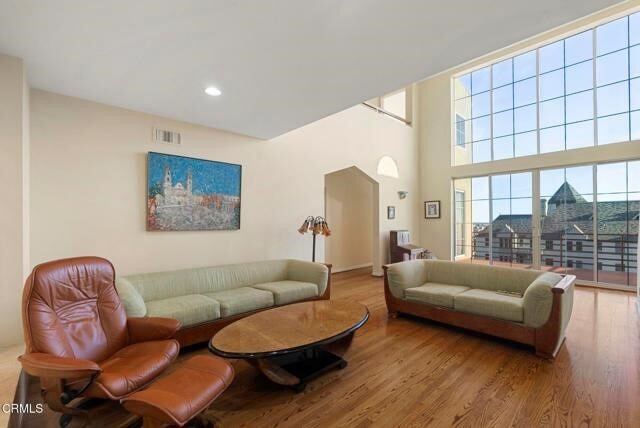 Foto del edificio - 8246 Woodshill Trail
