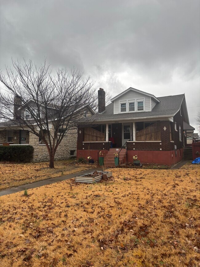 Foto del edificio - 554 Eastern Pky