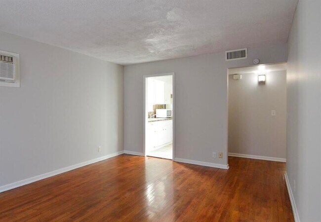 Foto del edificio - 801 N 48th St