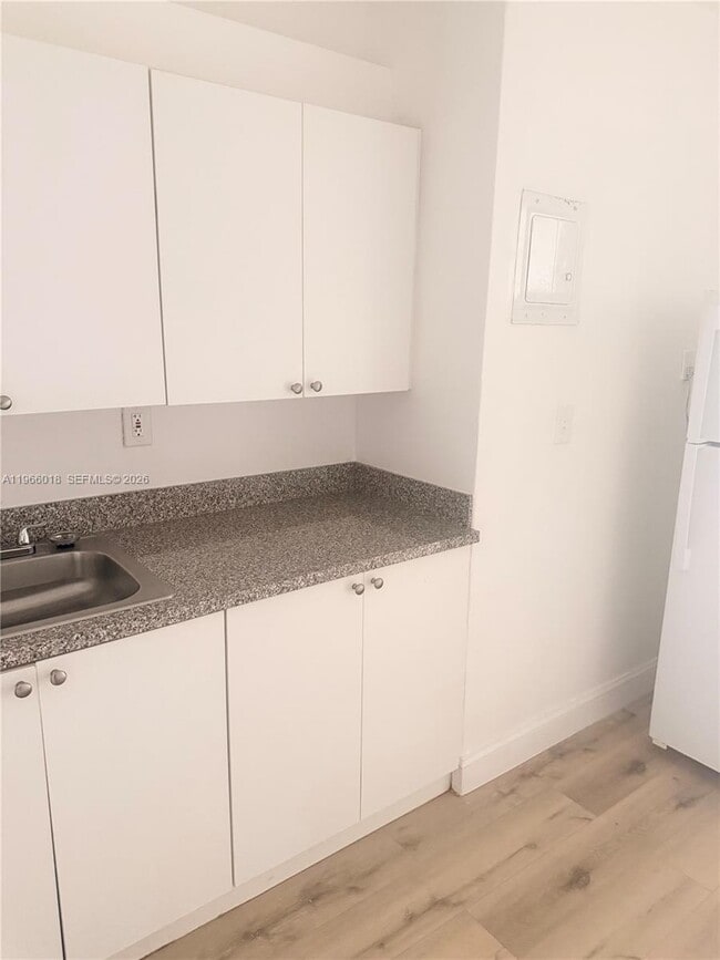 Foto del edificio - 1125 Sharazad Blvd