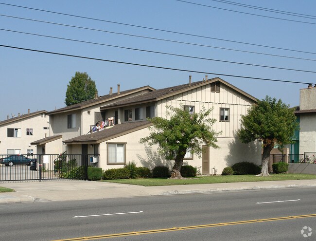 7791 Hazard Ave Westminster Ca 92683 Apartments Home California Westminster 7791 Hazard Ave Primary Photo
