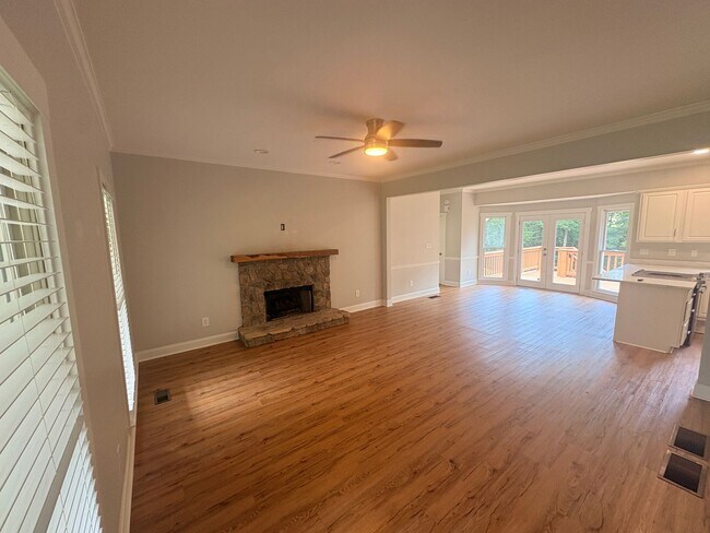 Foto del edificio - BOGART HOME | 4BD 3.5B