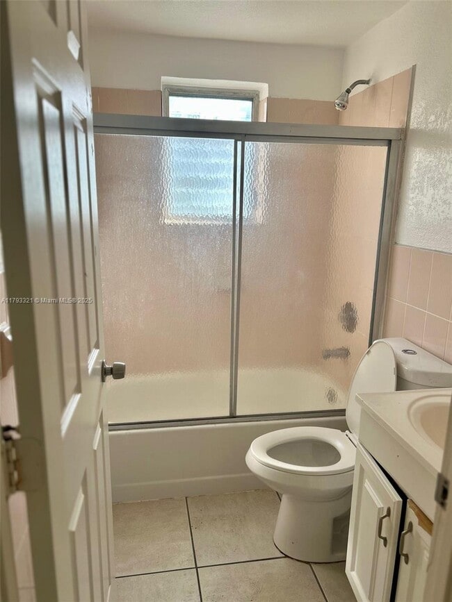 Foto del edificio - 2 bedroom in Hollywood FL 33021