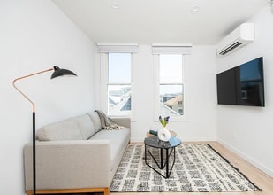Building Photo - 108-09 Rockaway Beach Dr