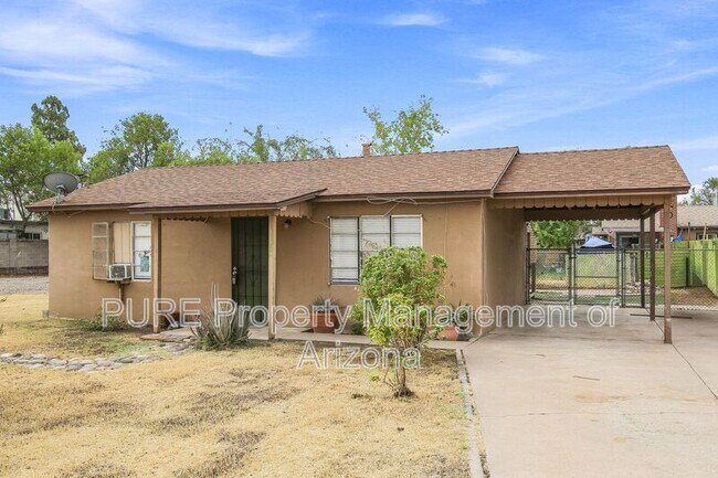 Foto del edificio - 1251 E Rose Ln