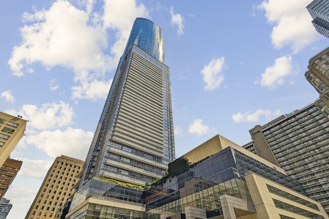 Photo du bâtiment - 386 Yonge St
