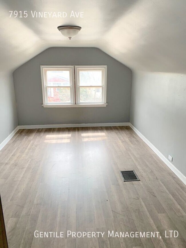 Foto del edificio - A Gentile Property - 7915 Vineyard Ave