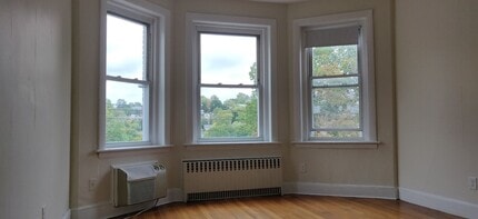 Building Photo - 40 Lancaster Terrace