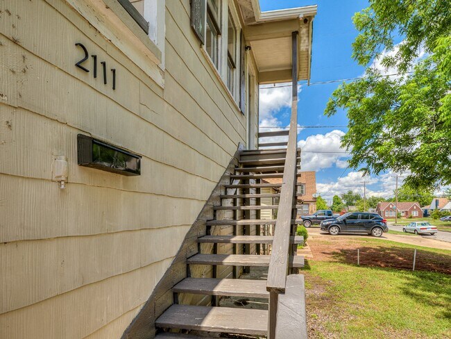 Foto del edificio - Super cute studio in crestwood