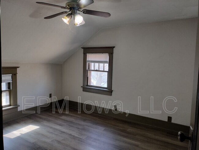 Building Photo - 1125 Ackermant St
