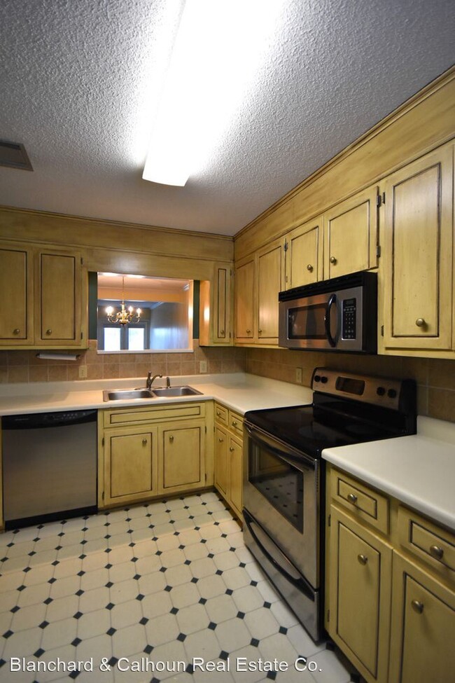 Building Photo - 2 br, 2 bath House - 3 Westshire Place