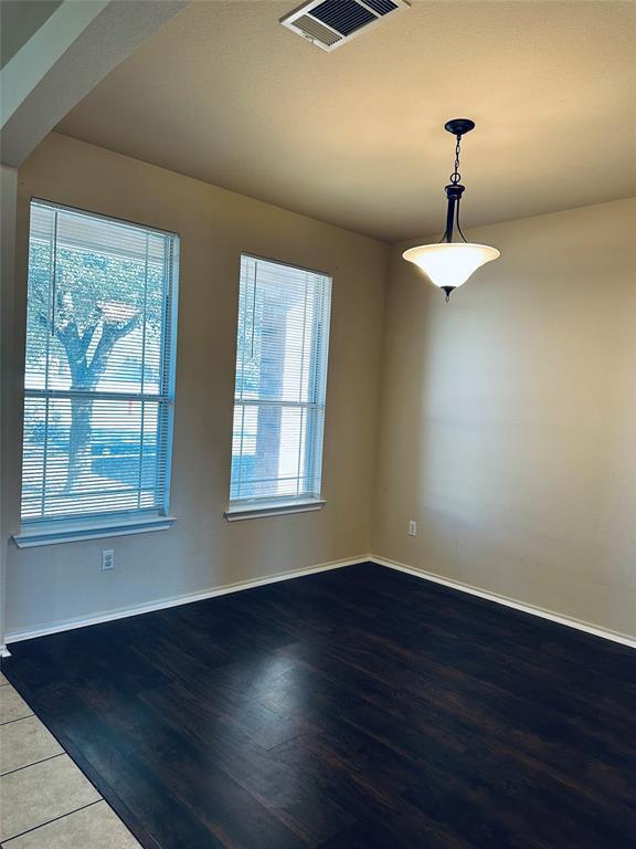 Building Photo - 1328 Kenneys Way