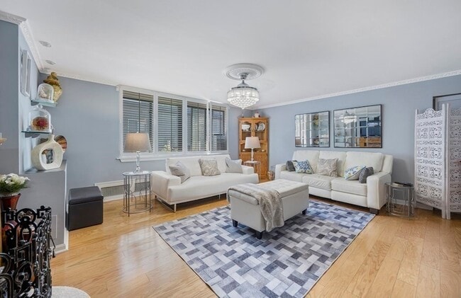 Foto del edificio - 8 Juniper St