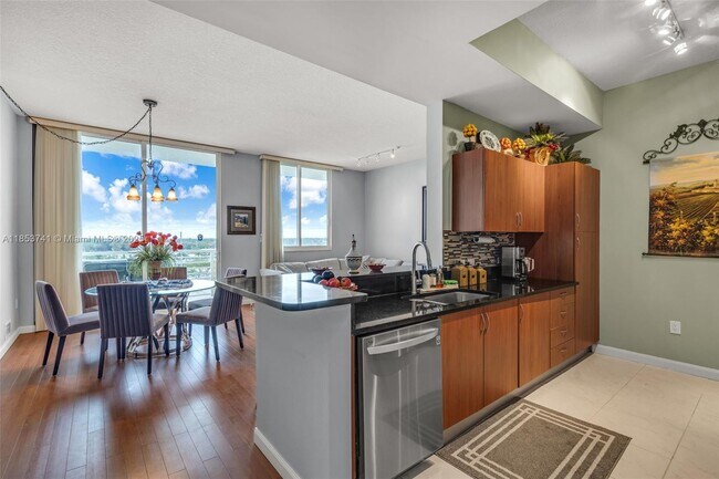 Foto del edificio - 2775 NE 187th St