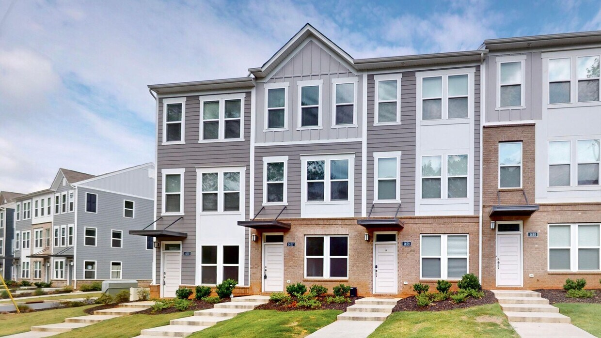 1457 Briar Creek Rd, Charlotte, NC 28205 Townhome Rentals in