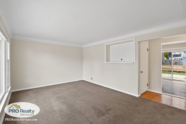 Foto del edificio - 3 Bedroom Home in Shakopee