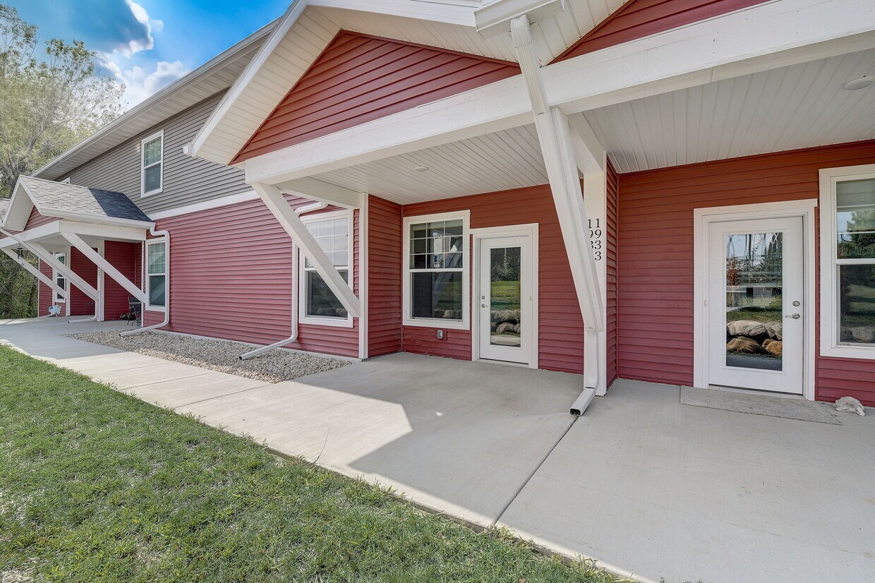 1929 Eastwood Way Unit 1929, Mount Horeb, WI 53572 Condo for Rent in