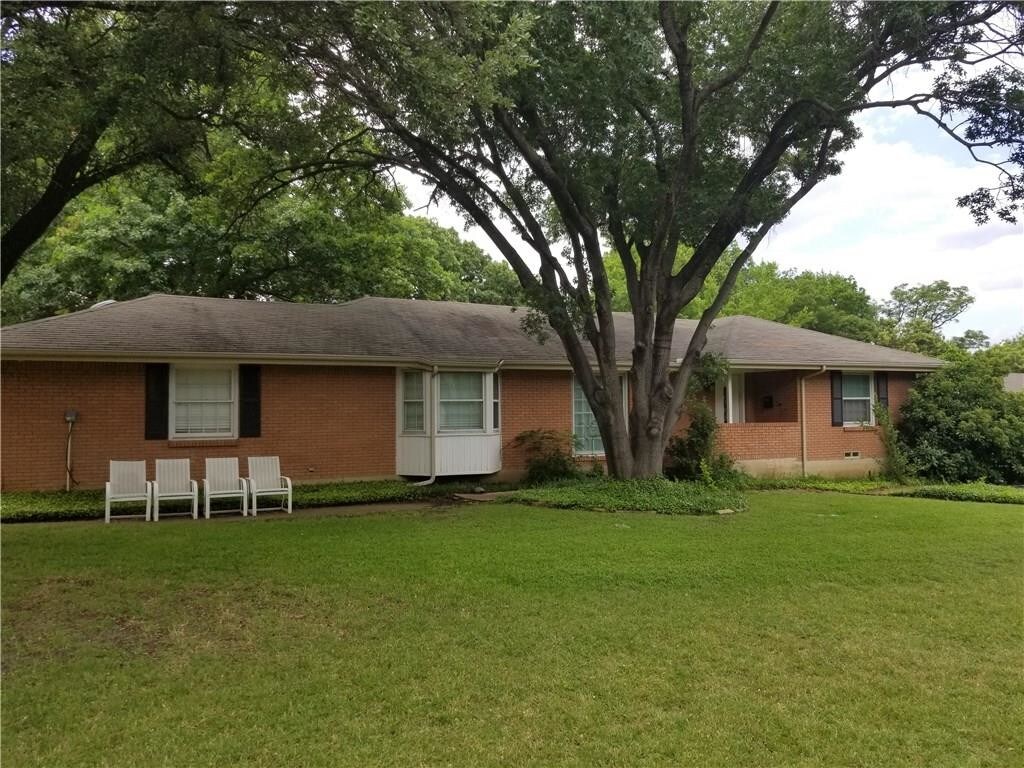 Primary Photo - 6323 Preston Crest Ln