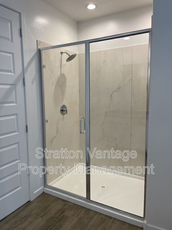 Foto del edificio - 5626 S 26th Ln