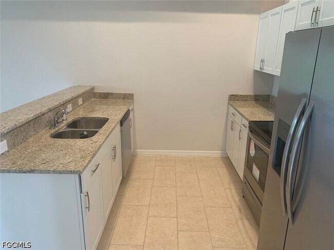 Foto del edificio - 1026-1030 Andalusia Blvd