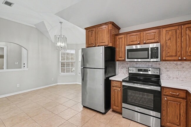 Foto del edificio - 10718 Fairview Dr